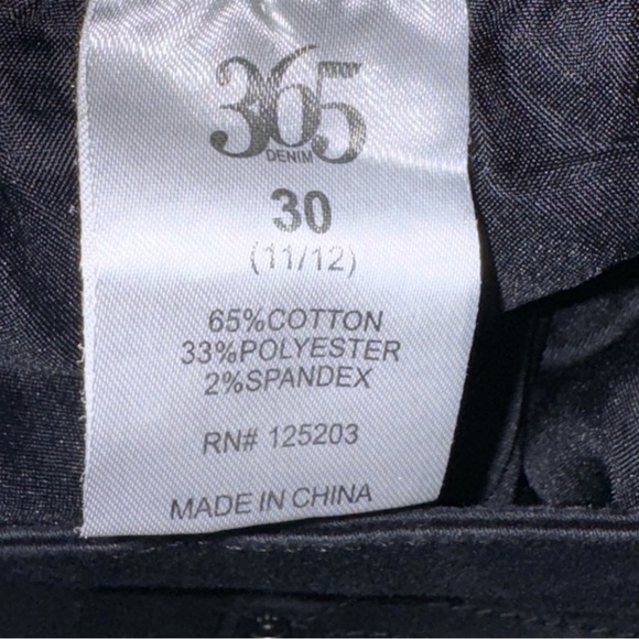 365 Denim Skinny Stretch Fit Black Floral Embroidered Roses Sz 30-11/12 - Picture 7 of 9